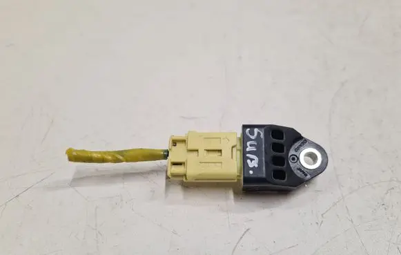 Subaru Outback Airbag deployment crash/impact sensor 98237AG000 76480WXYL