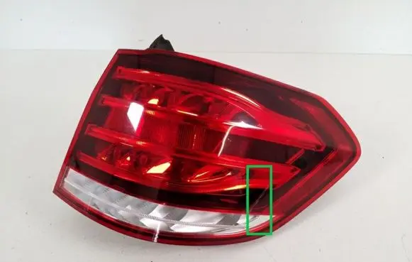 Mercedes-Benz E W212 Rear/tail lights A2129061803