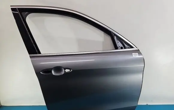 Alfa Romeo Stelvio Front door IMPRK1591456