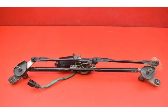 KIA Soul Front wiper linkage and motor 981102K000