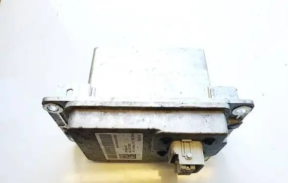 Tesla Model Y Voltage converter inverter 159848600f