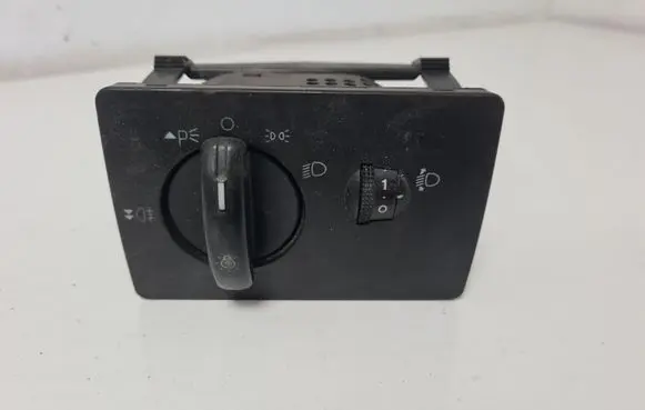 Ford Focus Light switch 7M5T13A024LA