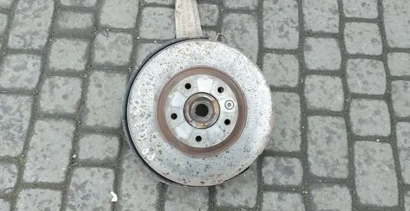 Audi Q7 4L Front wheel hub 7L8407258A