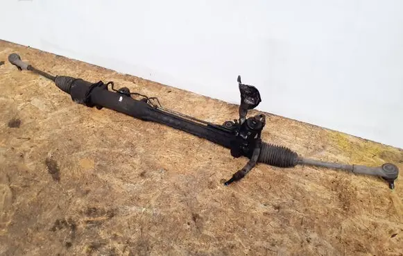 Volkswagen Touareg I Steering rack