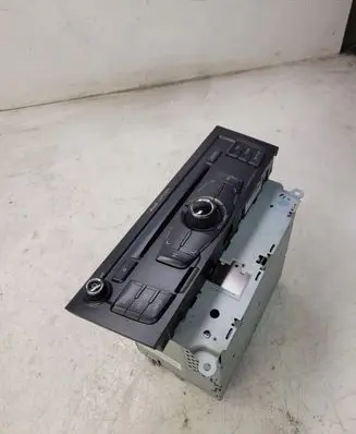 Audi A4 S4 B8 8K CD/DVD changer 8T2035186C