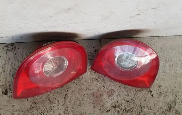 Volkswagen Golf V Tailgate rear/tail lights