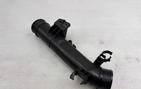 Volvo XC90 Intercooler hose/pipe 31422153