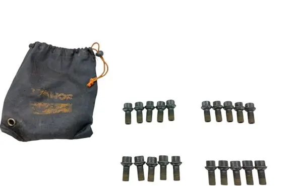 Nuts/bolts