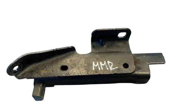 Dacia Dokker Sliding door middle roller runner 824305251R