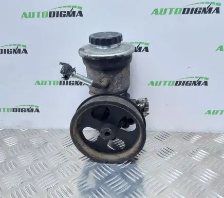 Toyota Corolla Verso AR10 Power steering pump 12180