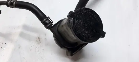 Toyota Avensis T250 Power steering fluid tank/reservoir