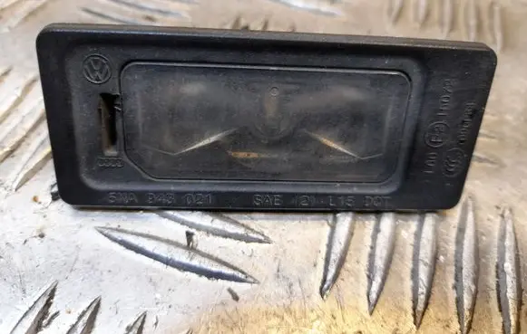 Audi Q7 4M Number plate light 5NA943021