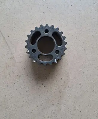 Volkswagen PASSAT B7 Fuel pump gear (pulley) 03L130111
