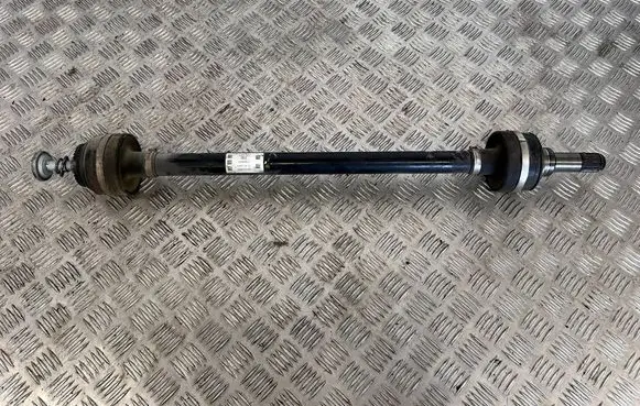 BMW X3 G01 Rear driveshaft 8689746