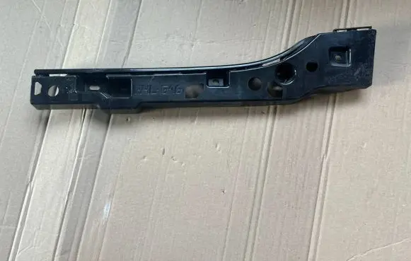 BMW 8 G14 Pillar (middle) 7497729