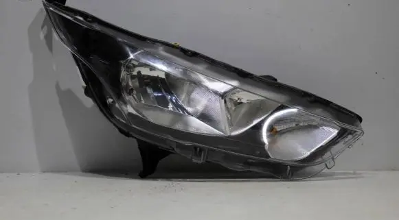 Ford Connect Headlight/headlamp