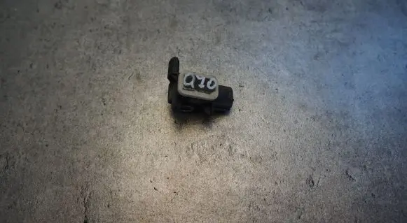 Infiniti Q70 Y51 Airbag deployment crash/impact sensor 985813JA0A
