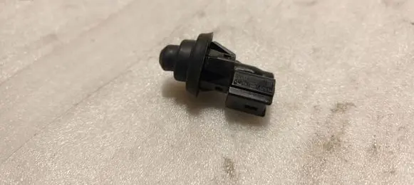 Dacia Sandero III Front door sensor 7700427640B