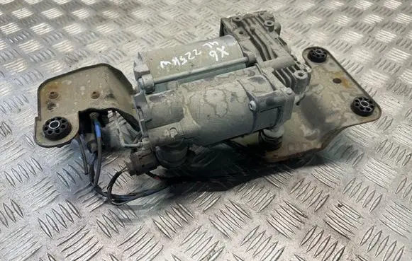 BMW X6 E71 Air suspension compressor/pump 