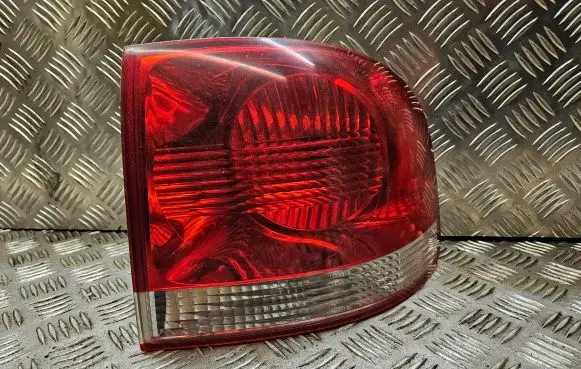 Volkswagen Touareg I Rear/tail lights 7L6945096K