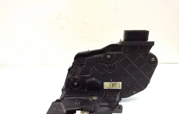 Mazda 3 I Rear door lock