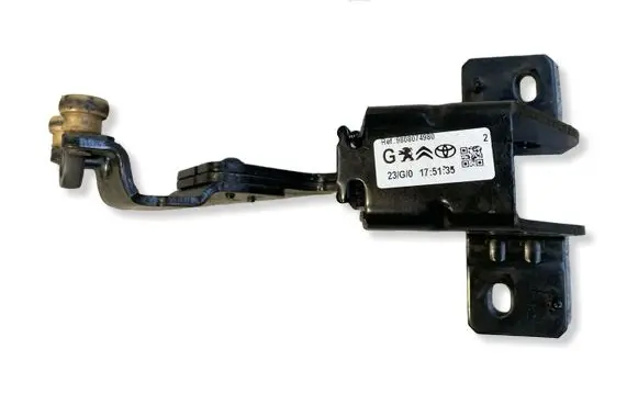 Toyota Proace Sliding door lower roller guide/hinge 9808074980 175135