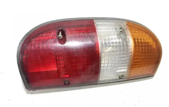 Ford Courier Rear/tail lights 0431914l 043-1914l