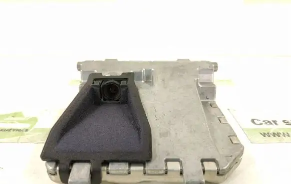 Windshield/windscreen camera