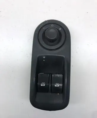 Renault Trafic II (X83) Electric window control switch 8200011867