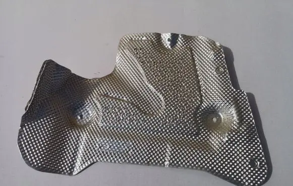 Mercedes-Benz GLE (W166 - C292) Heat shield in engine bay 
