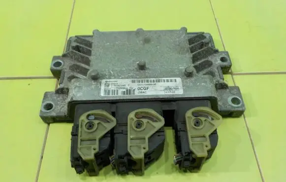 Ford B-MAX Engine control unit/module S180047048