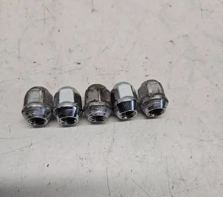 Opel Antara Nuts/bolts 