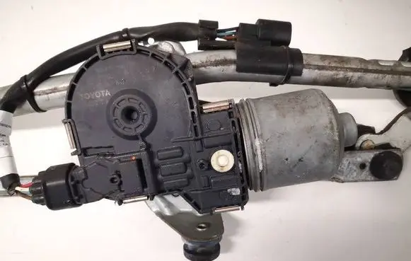 Toyota Avensis T270 Wiper motor 8511005070A