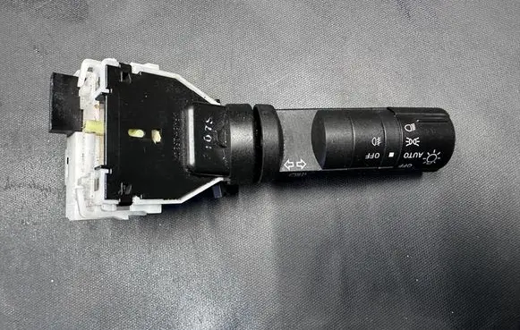 Infiniti FX Indicator stalk 14425 NILES