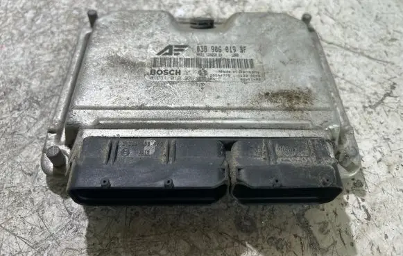 Ford Galaxy Engine control unit/module 038906019BF 28SA4779 YM2112A650KA