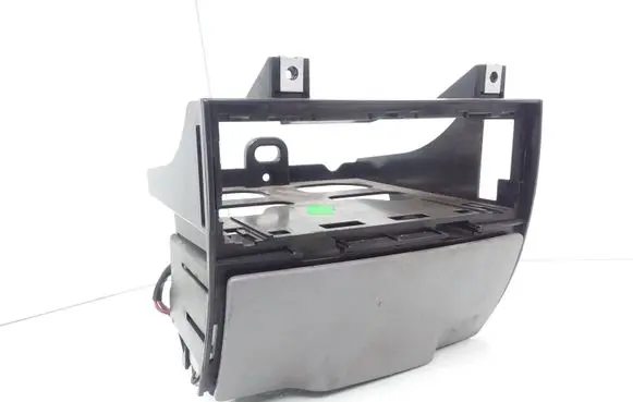 Cup holder front