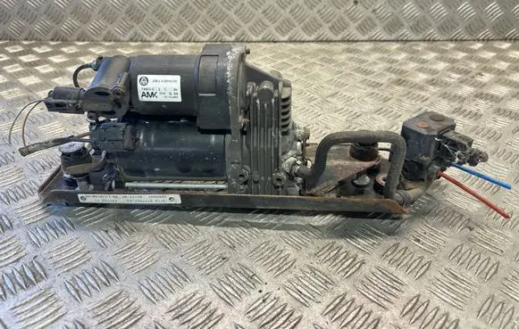 BMW 5 E60 E61 Air suspension compressor/pump EBLV0010F0 745030