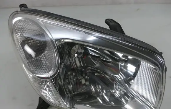 Toyota RAV 4 (XA20) Headlight/headlamp