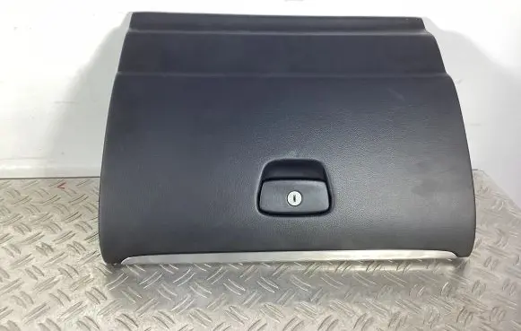 Infiniti FX Glove box P10788B11000