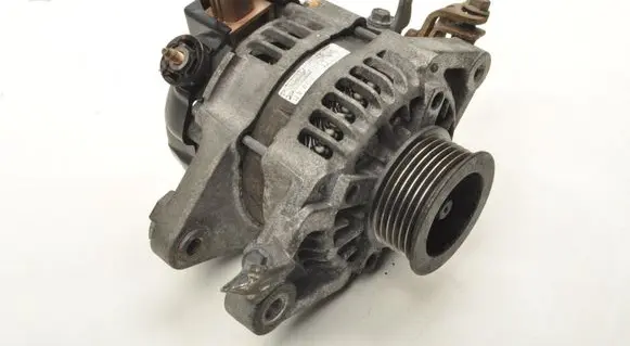 Toyota Yaris Generator/alternator 270600Q060