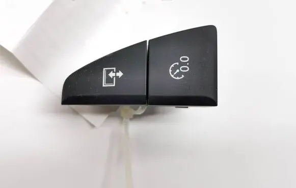 Multifunctional control switch/knob