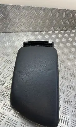 BMW 2 F22 F23 Armrest 105015743