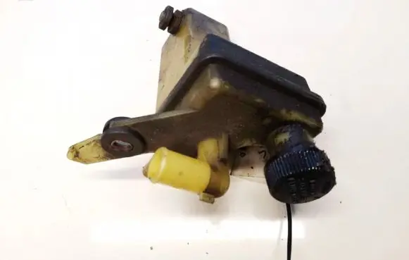 Mazda 3 I Power steering fluid tank/reservoir