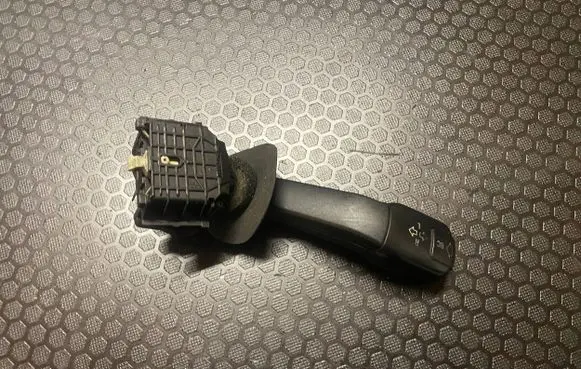 BMW 5 E39 Indicator stalk SAEQB92
