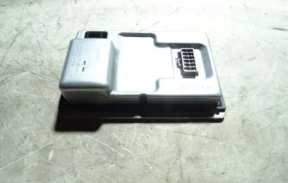 Volkswagen Phaeton Headlight ballast module Xenon 3D0909157