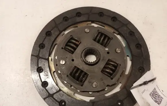 Mazda 3 I Clutch pressure plate 320043810 LUK