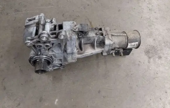 Jeep Compass Gearbox transfer box case 05273456AB TJG2941A5287