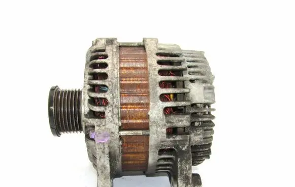 Nissan X-Trail T30 Generator/alternator 23100