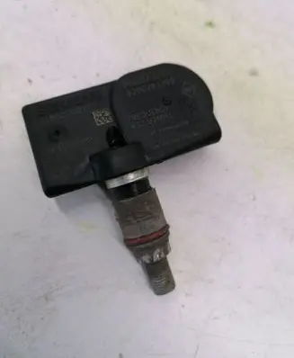 Renault Megane II Tire pressure sensor 8200281399 S118637001F