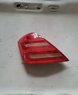 Mercedes-Benz S W221 Rear/tail lights 587121L A2218200577